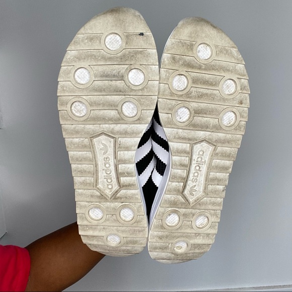 ADIDAS RUNNING SHOE TRAINERS STRIPES - Picture 2 of 4